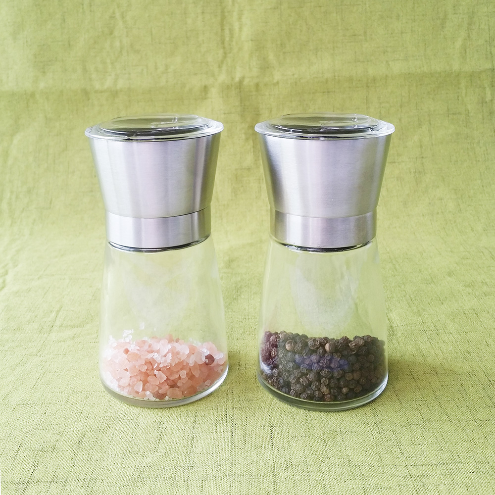 Hot sale glass spice jar with grinder and metal cap